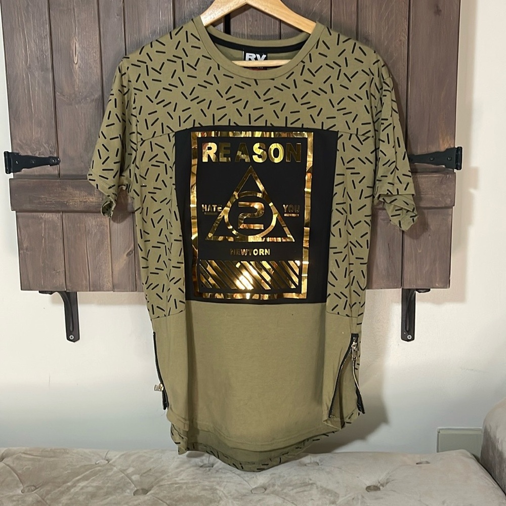 Ravmen graphic tshirt, men size L
